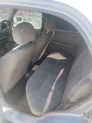suzuki shift: Nissan March: 2001 г., 1 л, Автомат, Бензин, Хэтчбэк — 4