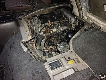 Унаа сатуу: Toyota Hiace: 1996 г., 3 л, Кол менен иштөөчү, Дизель, Вэн/Минивэн — 3