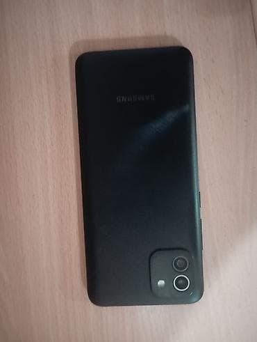 Samsung A10e, Б/у, < 2 ГБ, цвет - Черный