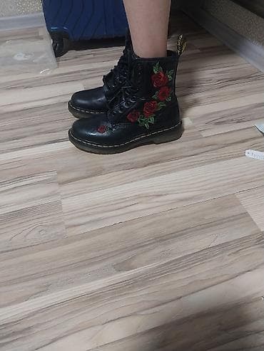 real techniques: Ботинки, 40, Dr. Martens, Б/у, цвет - Черный — 2