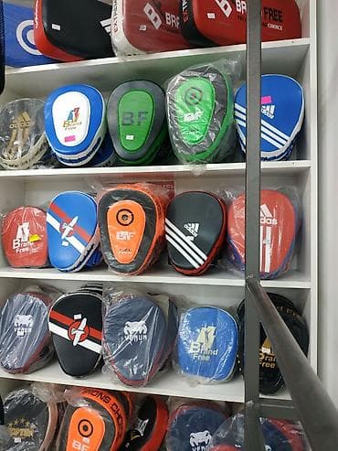 Лапа Боксерские лапы Хлопушки Ракетки в спортивном магазине at lalafo.kg Лапа Боксерские лапы Хлопушки Ракетки в спортивном магазине