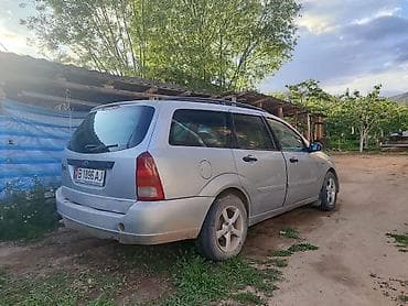 fort: Ford Focus: 2001 г., 1.6 л, Механика, Бензин, Универсал — 9