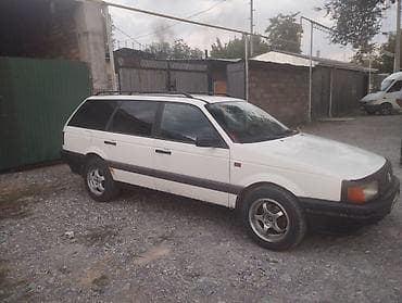 Volkswagen Passat Variant: 1993 г., 1.8 л, Механика, Бензин, Универсал