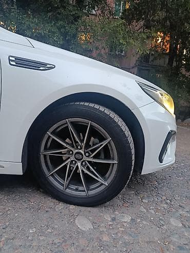 byd e2 2019: Kia K5: 2019 г., 2 л, Автомат, Газ, Хэтчбэк — 3