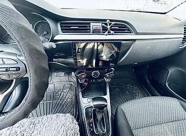 sanata lpi: Kia Rio X-Line: 2019 г., 1.4 л, Автомат, Бензин, Хэтчбэк — 5