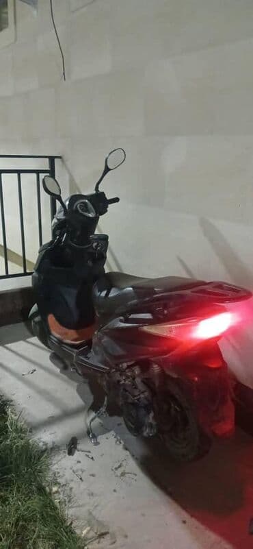 скутер купить: Тип скутера M8, 150 куб. см, Бензин, Б/у — 2