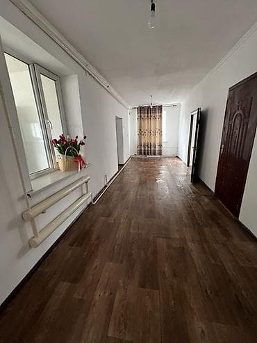 Үйлөрдү ижарага берүү: Дом с большим крытым двором и отдельным въездом через распашные — 10