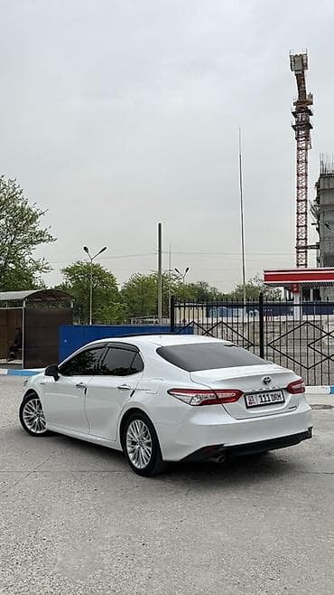 sonata 2018: Toyota Camry: 2017 г., 2.5 л, Автомат, Бензин, Седан — 4