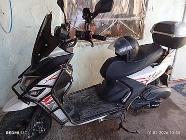 бензиновый скутер с кабиной: Скутер 150 см³ (вариатор) документы все на месте новый 7 месяц назад — 3