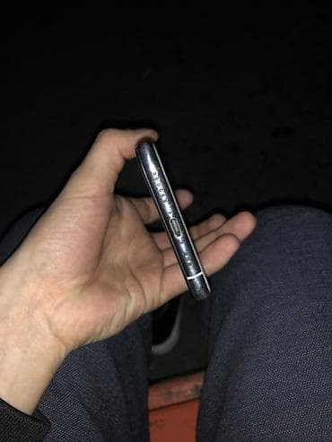 samsung tab s8 plus: IPhone 11 Pro — 3