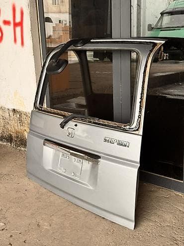 степ ваган: Задняя пятая дверь в сборе для Honda Stepwgn (Stepwagon).Без — 1