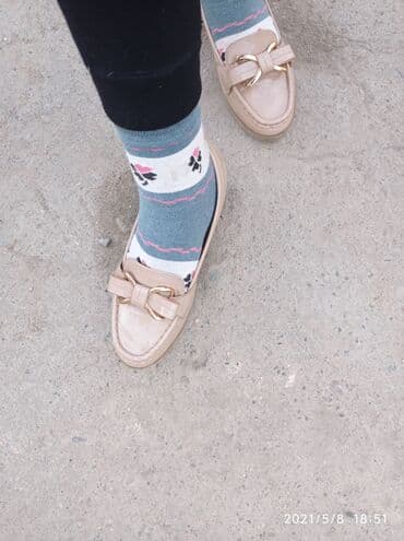 обувь больших размеров бишкек: Туфли, 36, Balenciaga, Новый, цвет - Бежевый, Самовывоз — 3