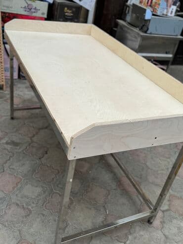 оборудование для кафе и ресторанов бу: Котломойка, ванна, раковина, стол из нержавейки, стол мучной, плиты — 7