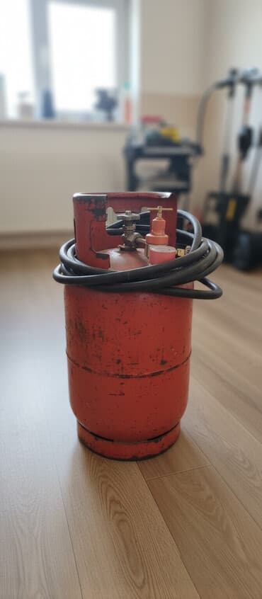 кухонные гарнитуры в бишкеке фото цена: Газовый баллон с комплектом для подключения. Состав: - Металлический — 1