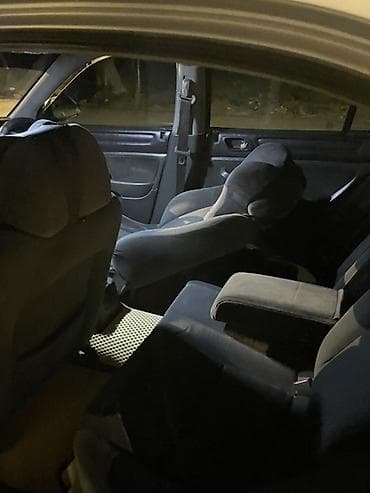 4 4 вд: Honda Accord: 2001 г., 1.8 л, Автомат, Бензин, Хэтчбэк — 9