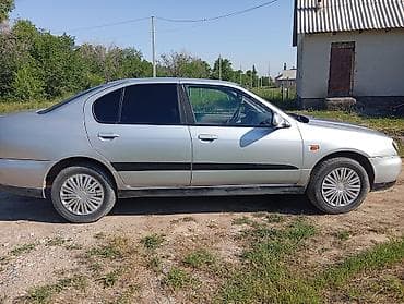 ош е34: Nissan Primera: 2000 г., 1.8 л, Кол менен иштөөчү, Бензин, Седан — 3