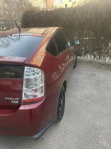 tayota yris: Toyota Prius: 2004 г., 1.5 л, Автомат, Гибрид, Хэтчбэк — 4