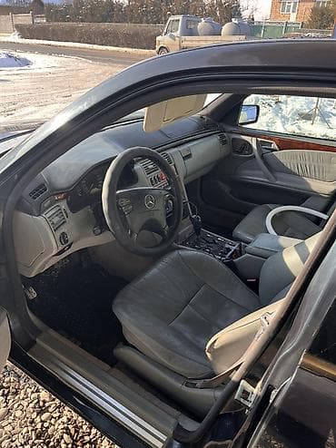 legacy be5: Mercedes-Benz E-Class: 1997 г. — 6