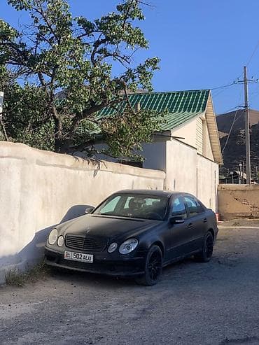 2026: Mercedes-Benz E-Class: 2026 г., Седан — 1
