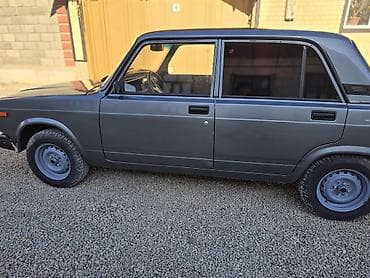 ВАЗ (ЛАДА) 2107: 2011 г., Седан