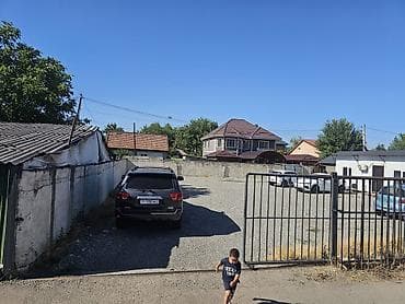Унаа салону, 700 м², Иштеп турган Бизнес, Жабдууларсыз — 4