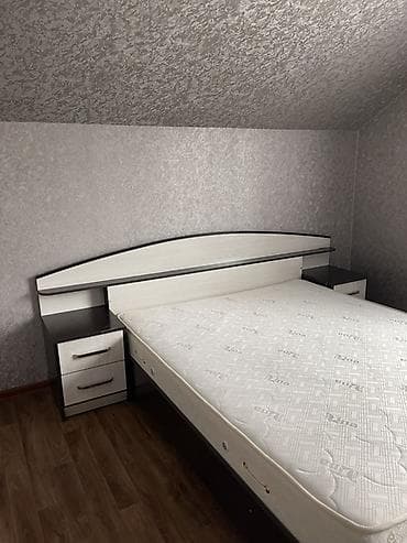 Спальный гарнитур в современном стиле, цвет комбинированный: светлый