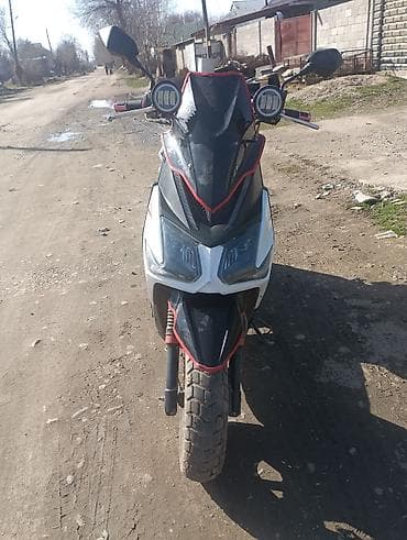 Продам скутер самурай 150 кубов тяга пушка. не дымит не троит всё