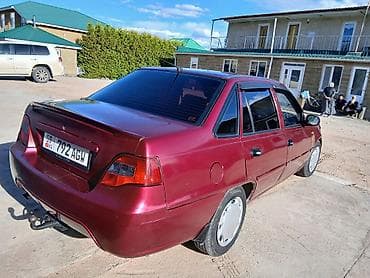 Daewoo Nexia: 2010 г., 1.5 л, Бензин, Седан