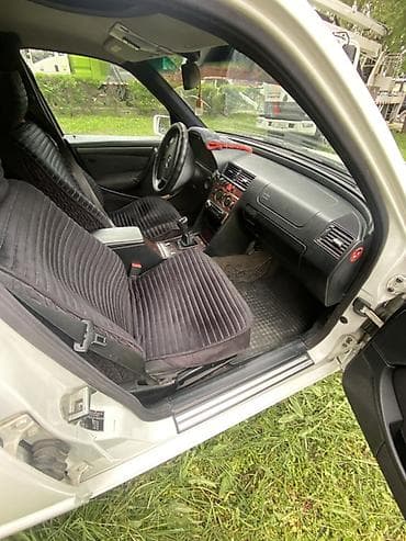 лх 300: Mercedes-Benz C-Class: 2000 г., 2.2 л, Механика, Дизель, Седан — 2