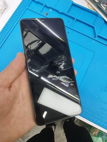 Redmi, Redmi A3, Б/у, 128 ГБ, цвет - Зеленый, 2 SIM