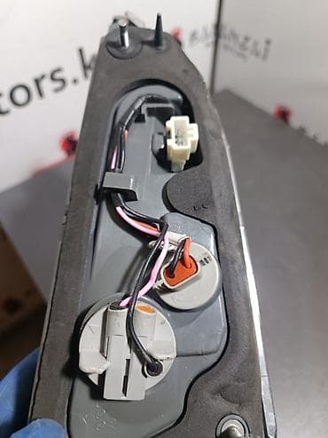 КПП тетиктери жана трансмиссиялар: Фонарь крышки багажника HYUNDAI SONATA LF G4NA 2019 задн. прав. (б/у) — 3