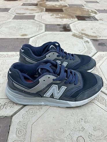 черные вельветовые брюки мужские: Мужские кроссовки, 41, New Balance, Б/у, цвет - Синий, Самовывоз — 1