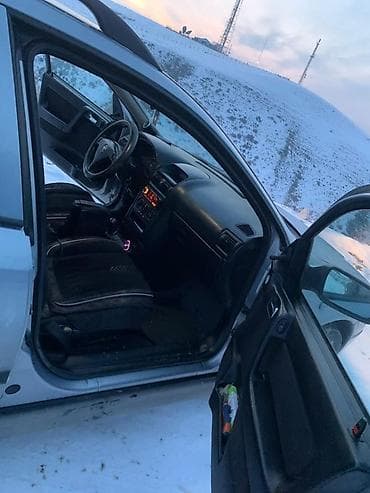 sprinter cdi: Opel Astra: 2001 г., Универсал — 5