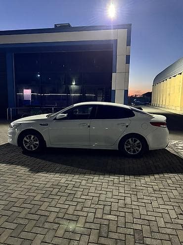 Транспорт: Kia K5: 2016 г., 2 л, Автомат, Газ, Седан — 7