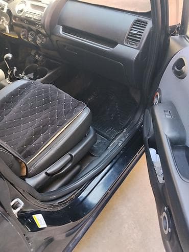 Транспорт: Honda Jazz: 2007 г., 1.5 л, Механика, Бензин, Хэтчбэк — 6