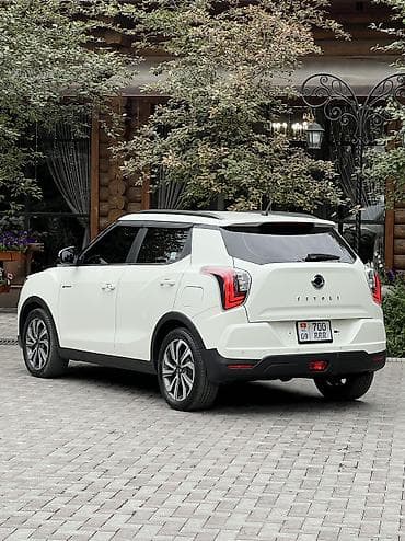 капот спарк: Ssangyong Tivoli: 2020 г., 1.6 л, Автомат, Дизель, Кроссовер — 4