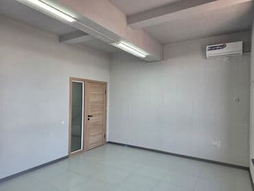 офис аренда почасовая: Сдаю Офис, 21 м², В бизнес центре, С системой безопасности, С видом на горы, 1 линия — 7