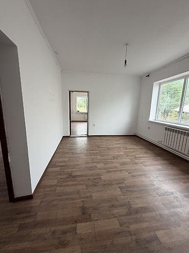 Недвижимость: 🏡 Срочно продается кирпичный дом! 📍 Село Кунтуу, ул. Сейдесимбаева ✅ — 6