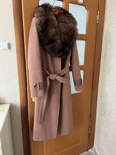 Срочно продается ‼️ Зимний пальто ( натуральный мех) Размер: 46 Цена 