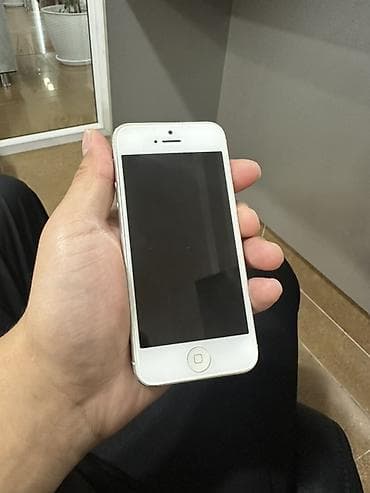 16 гб оперативной памяти: IPhone 5, Б/у, < 16 ГБ, Белый — 1