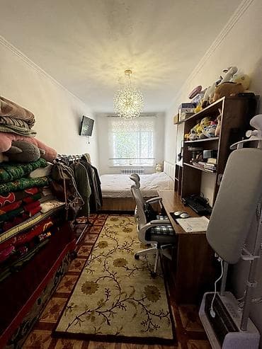 квартира в жалабаде: 3 комнаты, 55 м² — 2