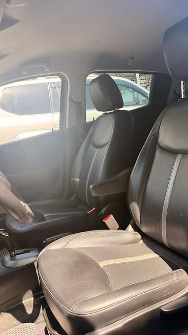 chevrolet comaro: Chevrolet Spark: 2020 г., 1 л, Автомат, Бензин, Хэтчбэк — 8