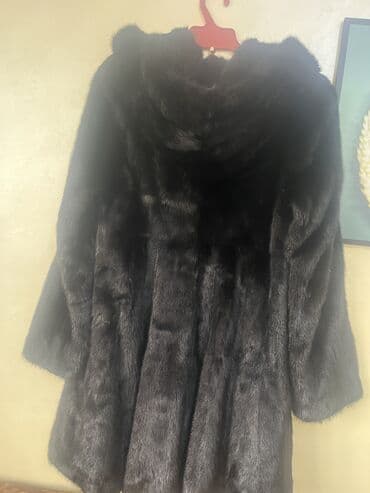 продаю связи с переездом: Шуба, Норка, По колено, С капюшоном, S — 2