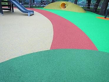 Бесшовное резиновое покрытие для детских и спортивных площадок