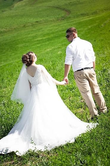 шлейф платья: Свадебное платье А-силуэта с шлейфом - Легкая многослойная юбка из — 3