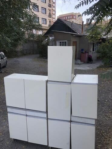 старинная кухонная мебель: Кухонный гарнитур, Б/у, цвет - Белый, Дерево, Самовывоз, Бесплатная доставка, Платная доставка — 5