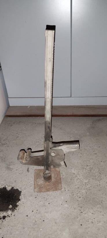 скважинный насос: Электродвигатель с шкивом Описание: - Асинхронный электродвигатель в — 3