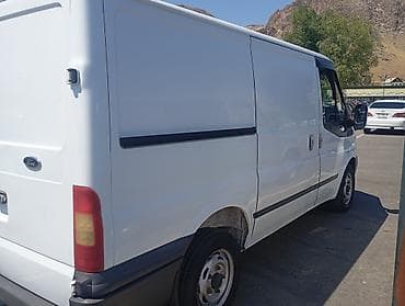 mini v: Ford Transit грузовой фургон (поколение 2006–2013), белый цвет — 6