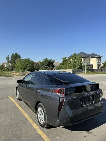 prius v: Toyota Prius: 2018 г., 1.8 л, Вариатор, Гибрид, Хэтчбэк — 3