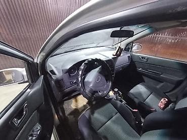 almera n16: Hyundai Getz: 2006 г., 1.6 л, Механика, Бензин, Хэтчбэк — 5